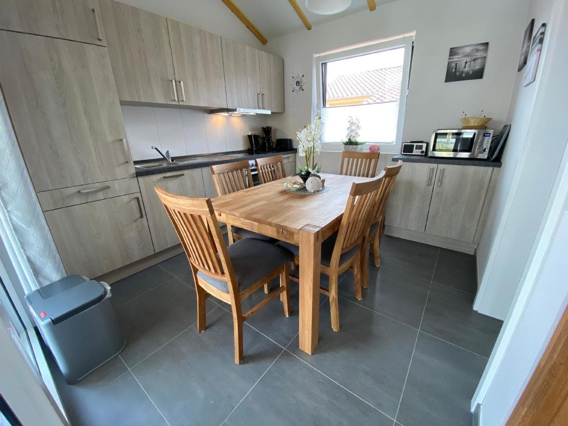 N11 Ferienhaus Mit Garten In Eckwarderhoerne ブットヤーディンゲン エクステリア 写真